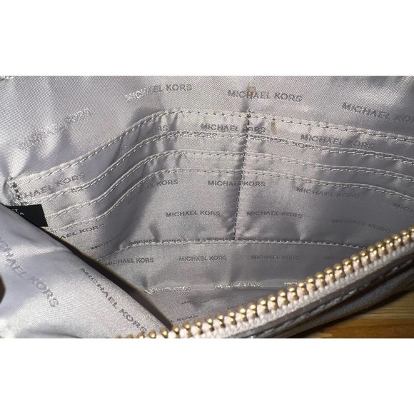 Michael Kors Wristlet - Picture 4 of 4